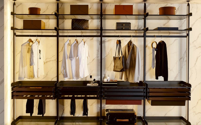 Minimalist lighting column open cloakroom